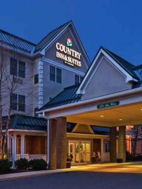  Country Inn & Suites by Radisson, Lewisburg, PA  Льюисберг